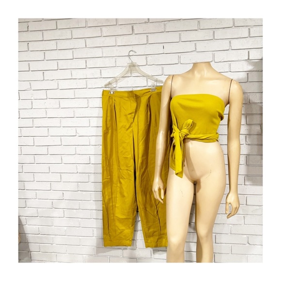 Amazon Women’s Stylish Mustard Set - Picture 4 of 15